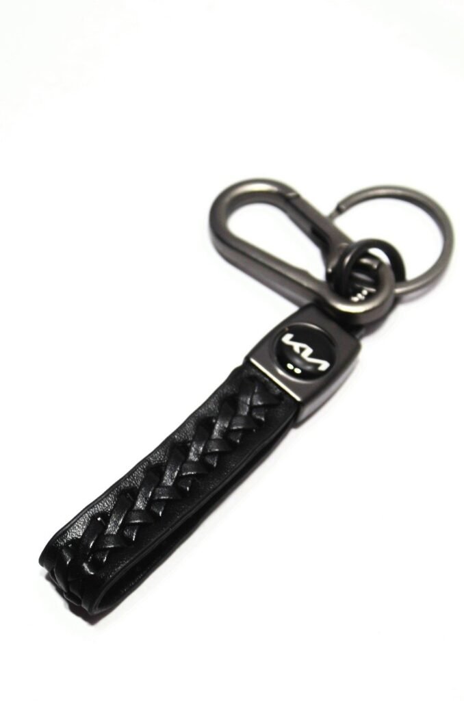 Kia car keychain in leather with metal
