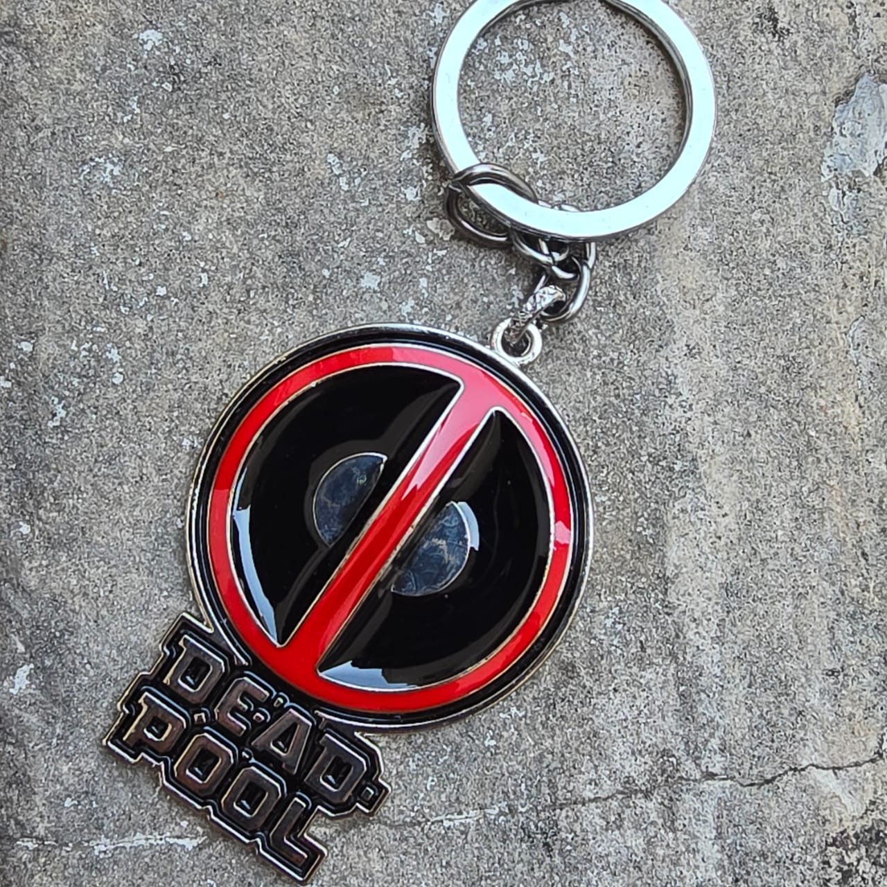 Deadpool Metal Keychain, Marvel Deadpool Keychain, Deadpool Logo Keychain, Metal Superhero Keychain, Red White Black Deadpool Keychain, Premium Deadpool Keychain, Marvel Collectible Keychain, Bike Keychain, Deadpool Mask Keychain, High Edition Paint Finish Keychain, Keychain.co.in, Marvel Fan Gift, Deadpool Merchandise, Comic Character Keychain, Metal Keychain for Bags and Keys